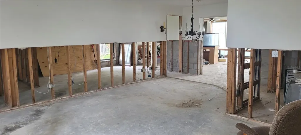 12570 4th Street E Treasure Island FL 33706
