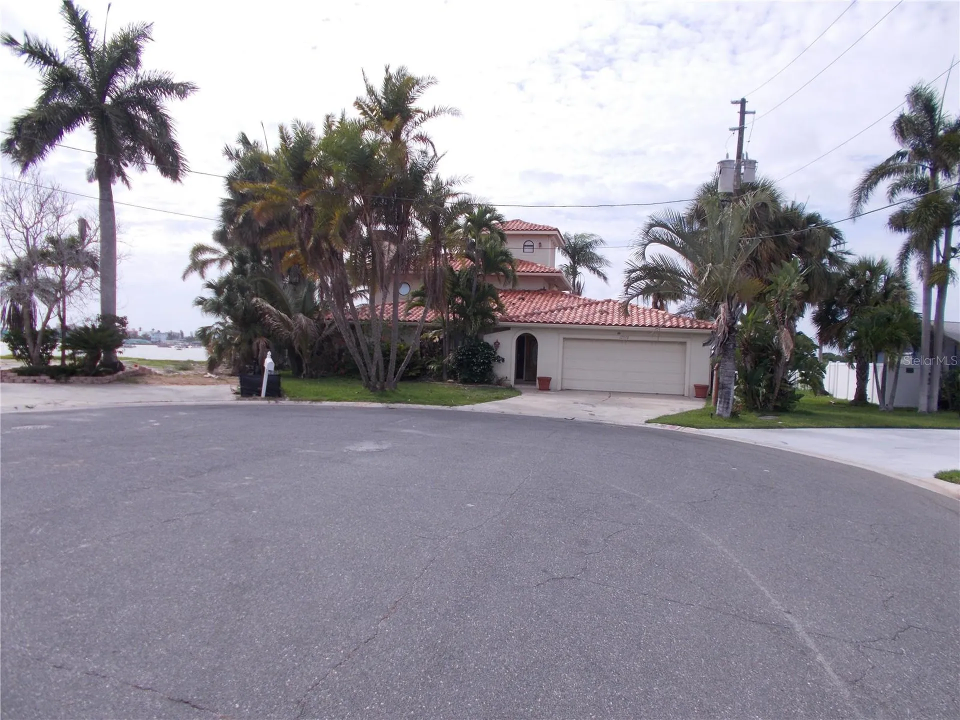 12570 4th Street E Treasure Island FL 33706