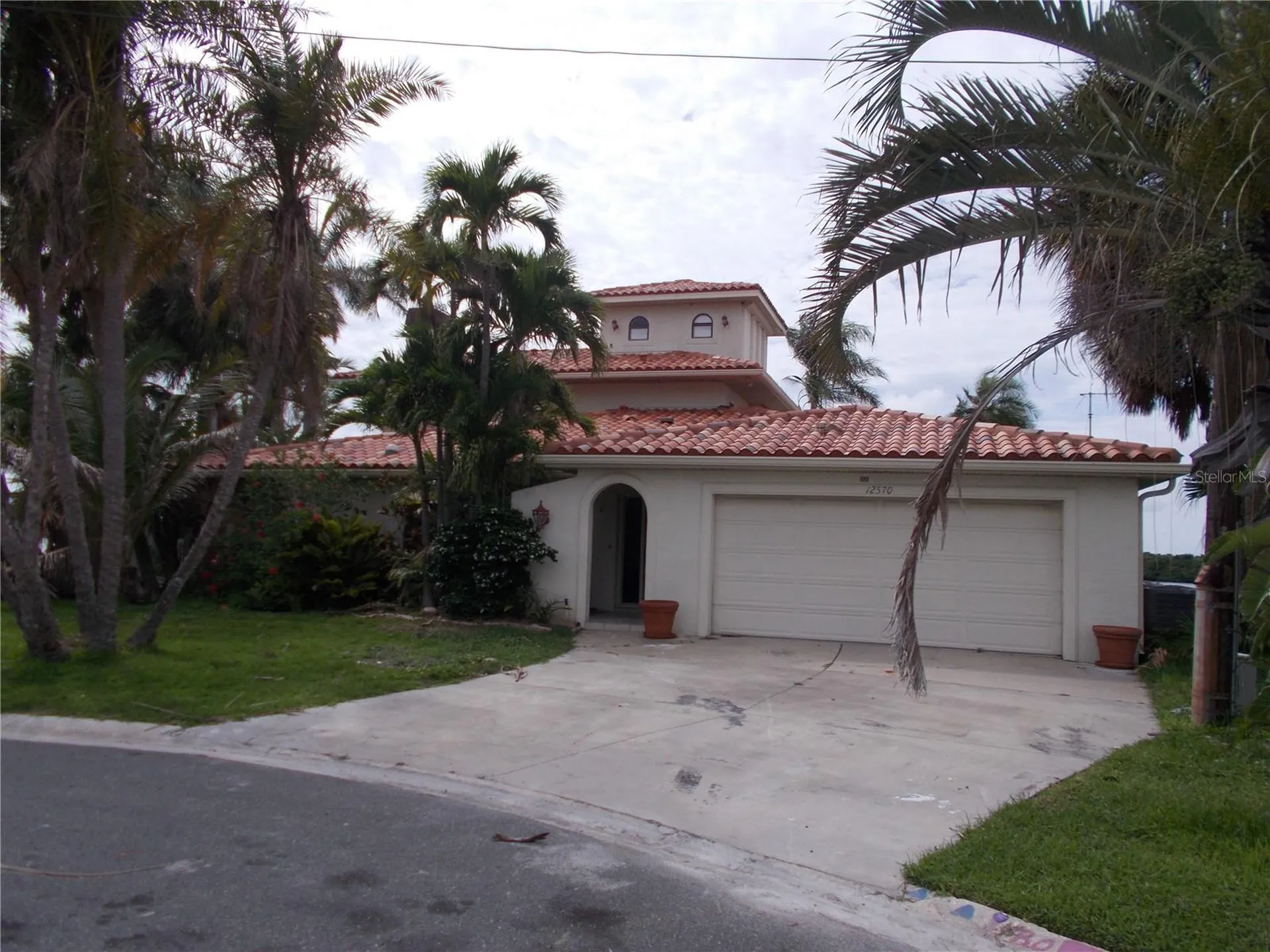 12570 4th Street E Treasure Island FL 33706