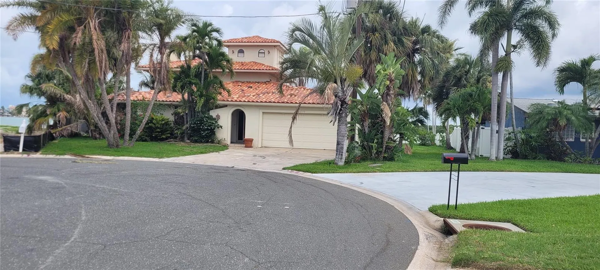 12570 4th Street E Treasure Island FL 33706