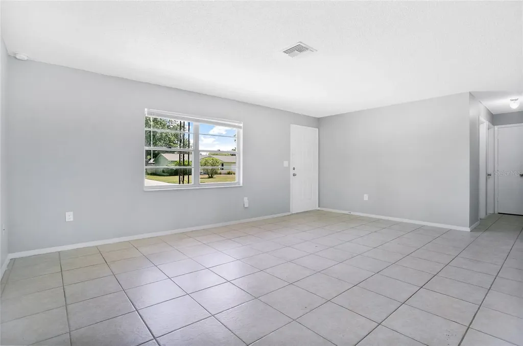 405 Long Drive Poinciana FL 34759
