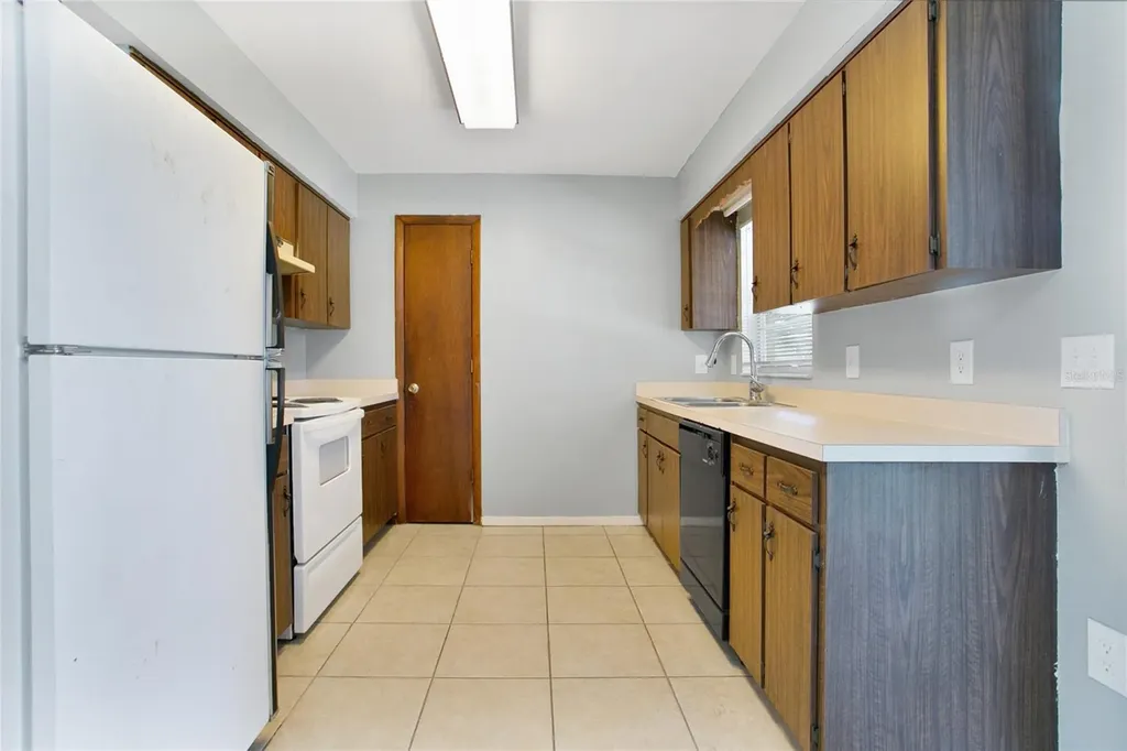 405 Long Drive Poinciana FL 34759