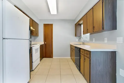 405 Long Drive Poinciana FL 34759