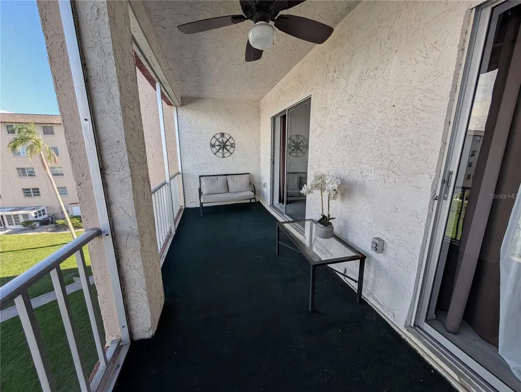 3963 Lake Bayshore Drive Bradenton FL 34205