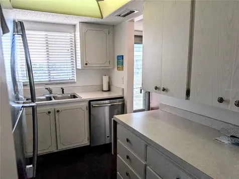 3963 Lake Bayshore Drive Bradenton FL 34205