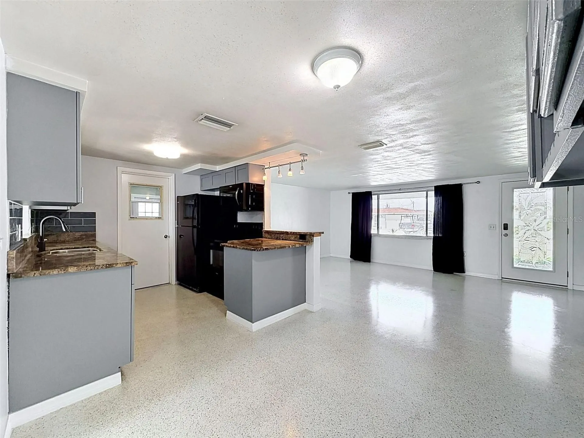 12800 5th Isle Hudson FL 34667