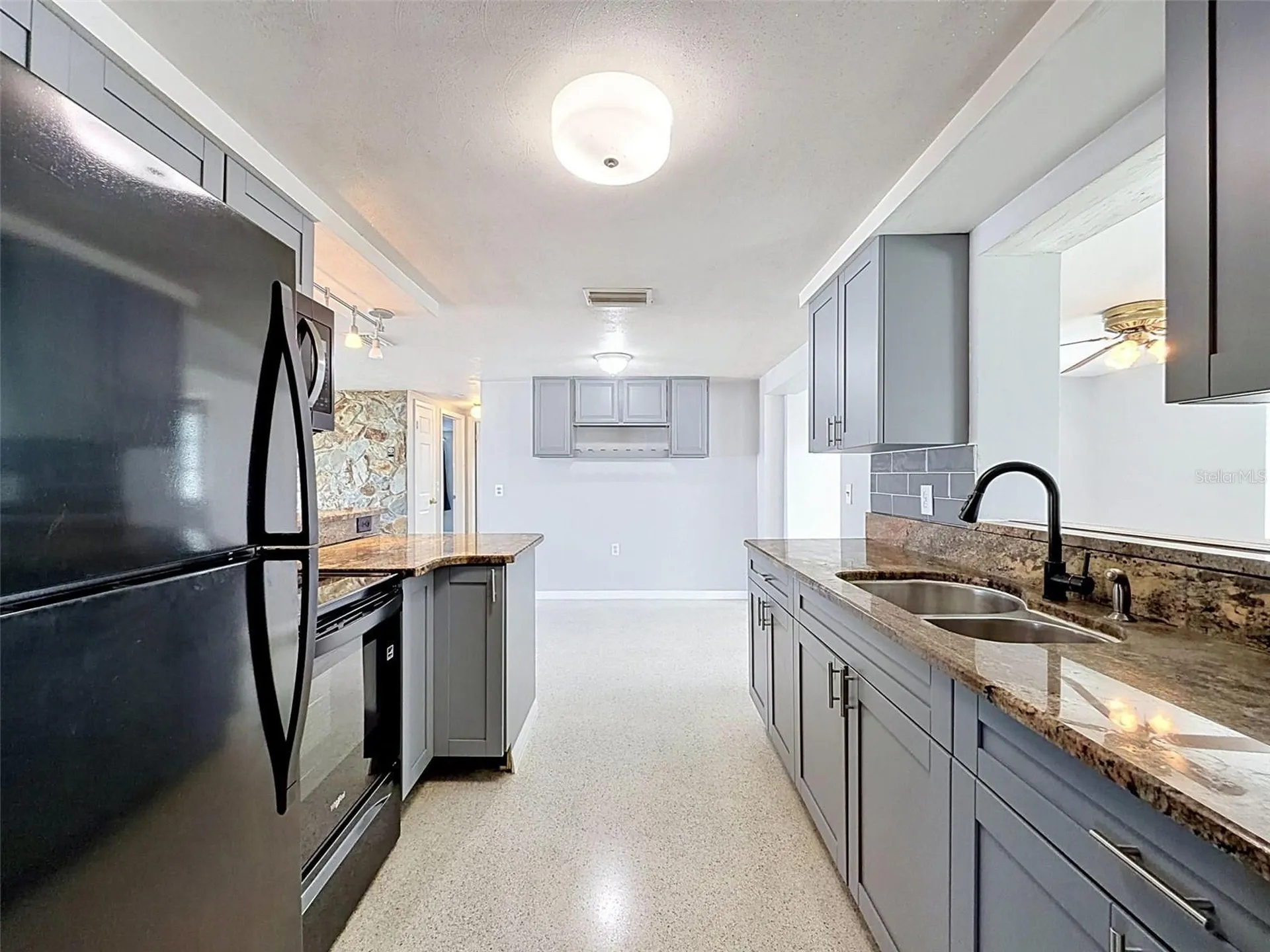 12800 5th Isle Hudson FL 34667