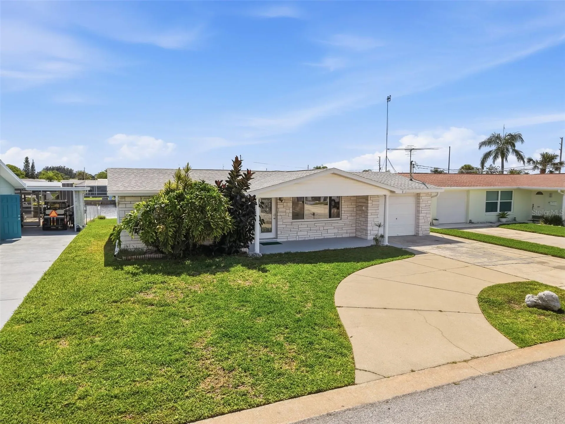 12800 5th Isle Hudson FL 34667