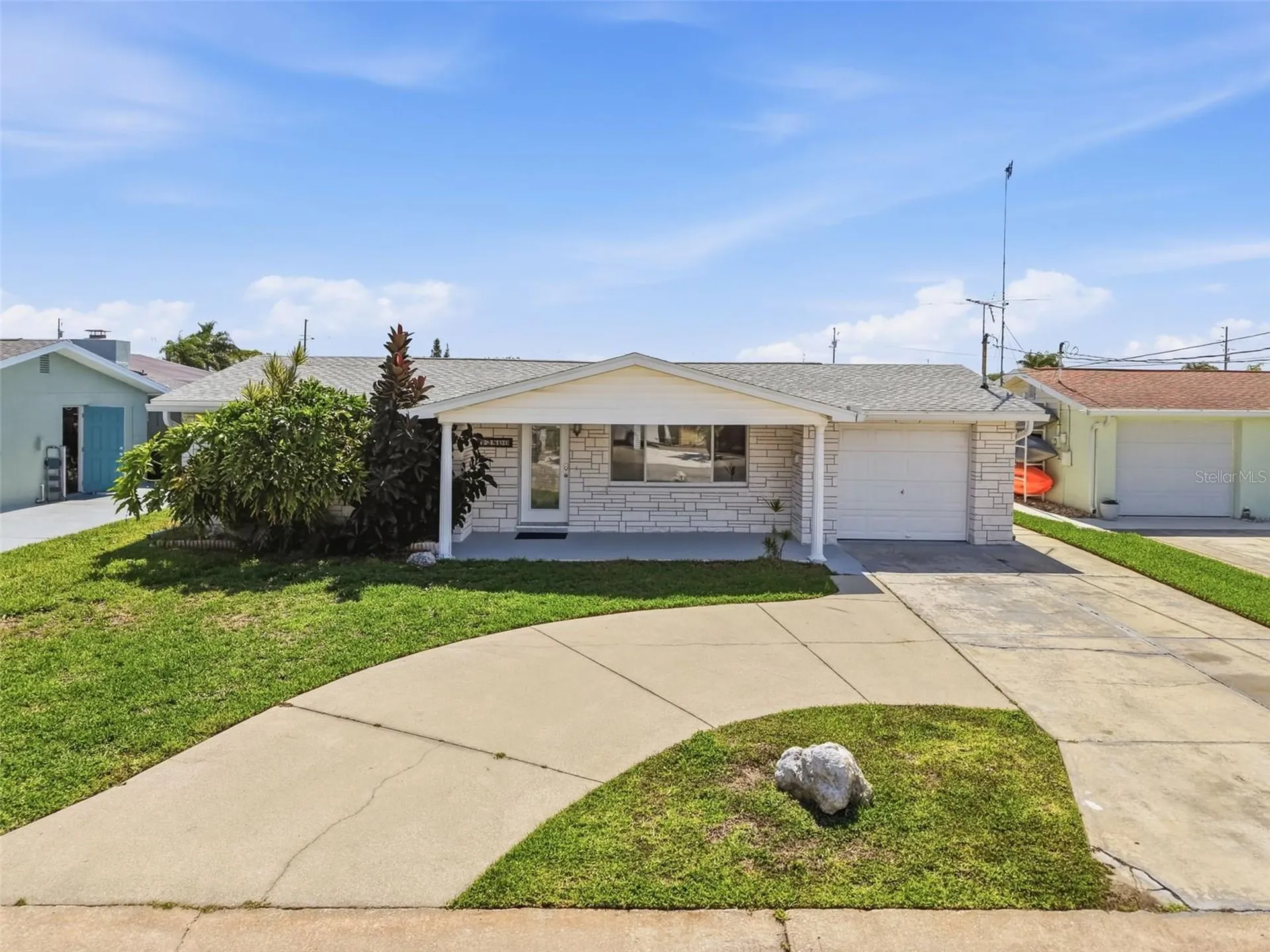 12800 5th Isle Hudson FL 34667