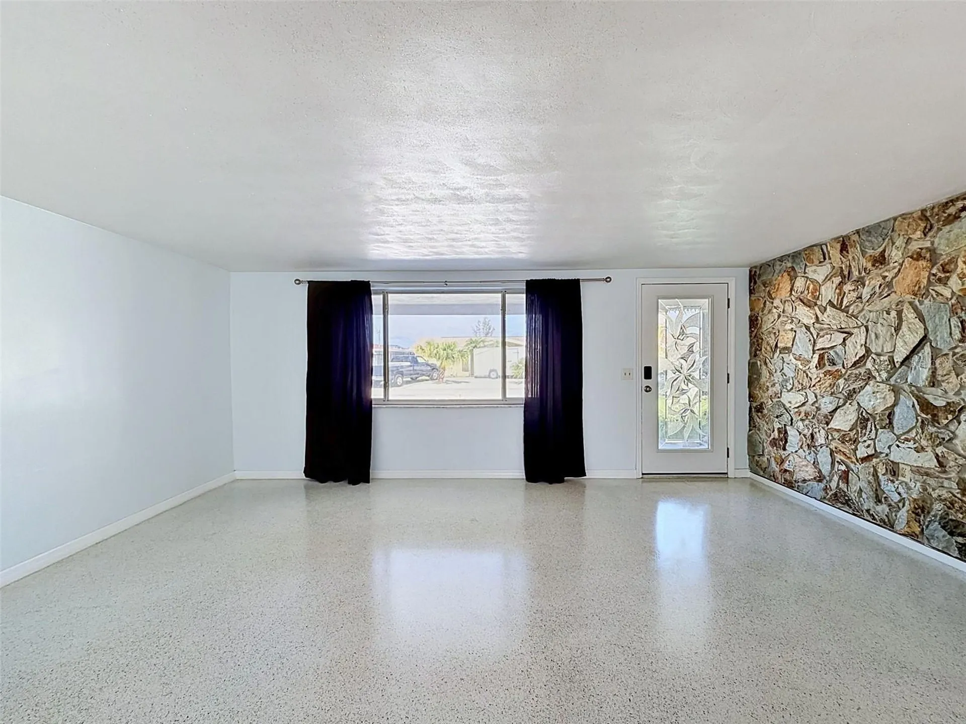 12800 5th Isle Hudson FL 34667