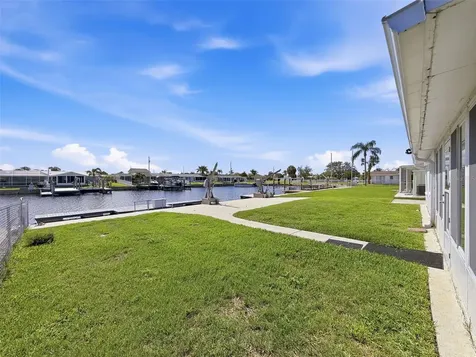 12800 5th Isle Hudson FL 34667