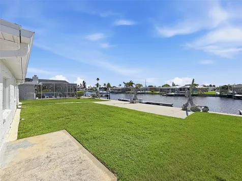 12800 5th Isle Hudson FL 34667