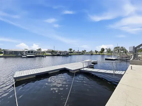 12800 5th Isle Hudson FL 34667