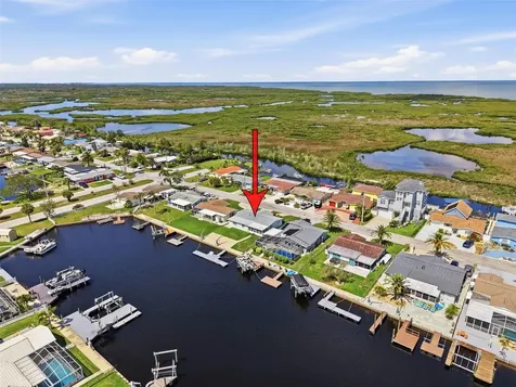 12800 5th Isle Hudson FL 34667