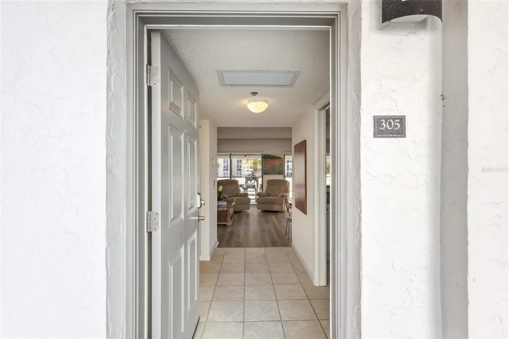 1100 Benjamin Franklin Drive Sarasota FL 34236