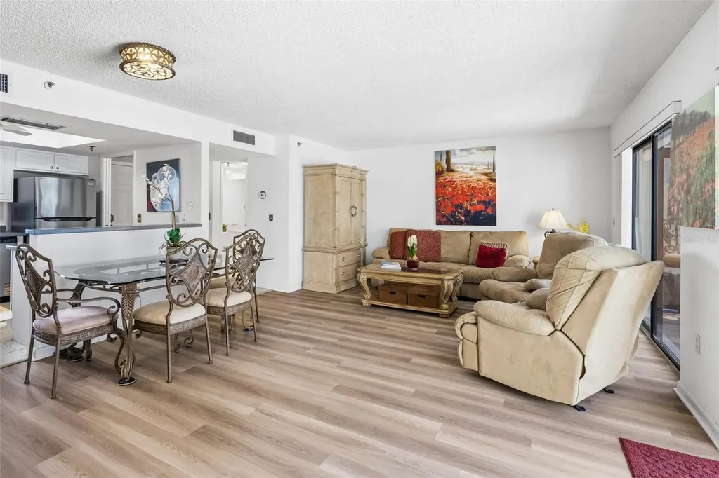 1100 Benjamin Franklin Drive Sarasota FL 34236