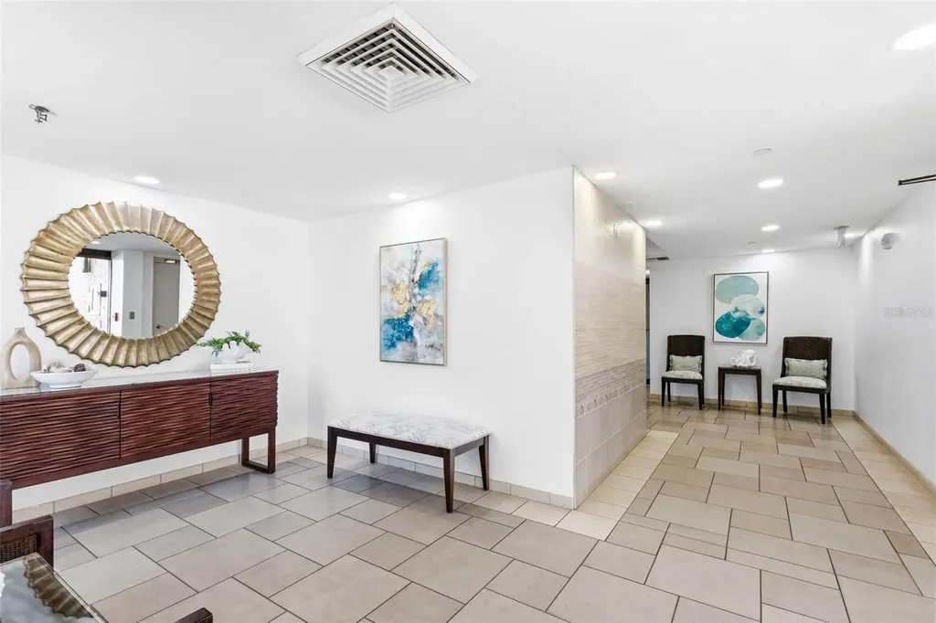 1100 Benjamin Franklin Drive Sarasota FL 34236