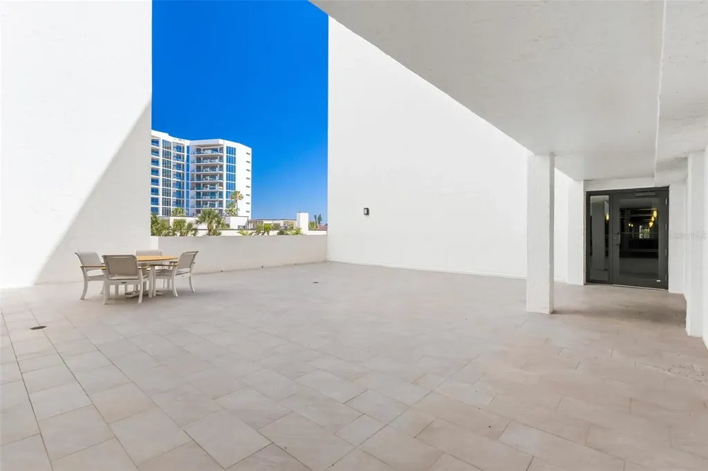 1100 Benjamin Franklin Drive Sarasota FL 34236