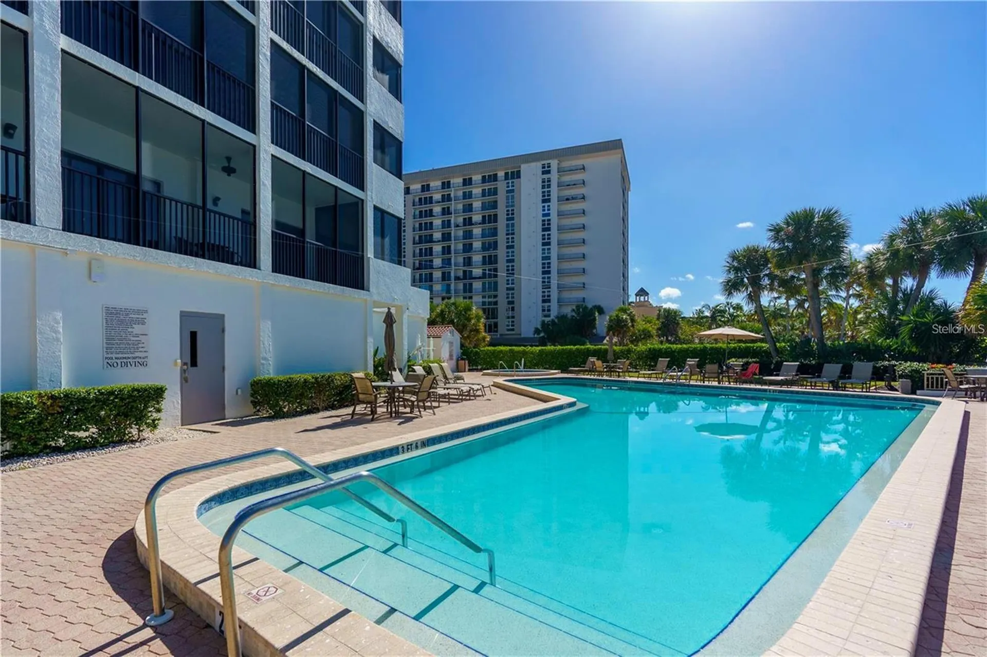 1100 Benjamin Franklin Drive Sarasota FL 34236