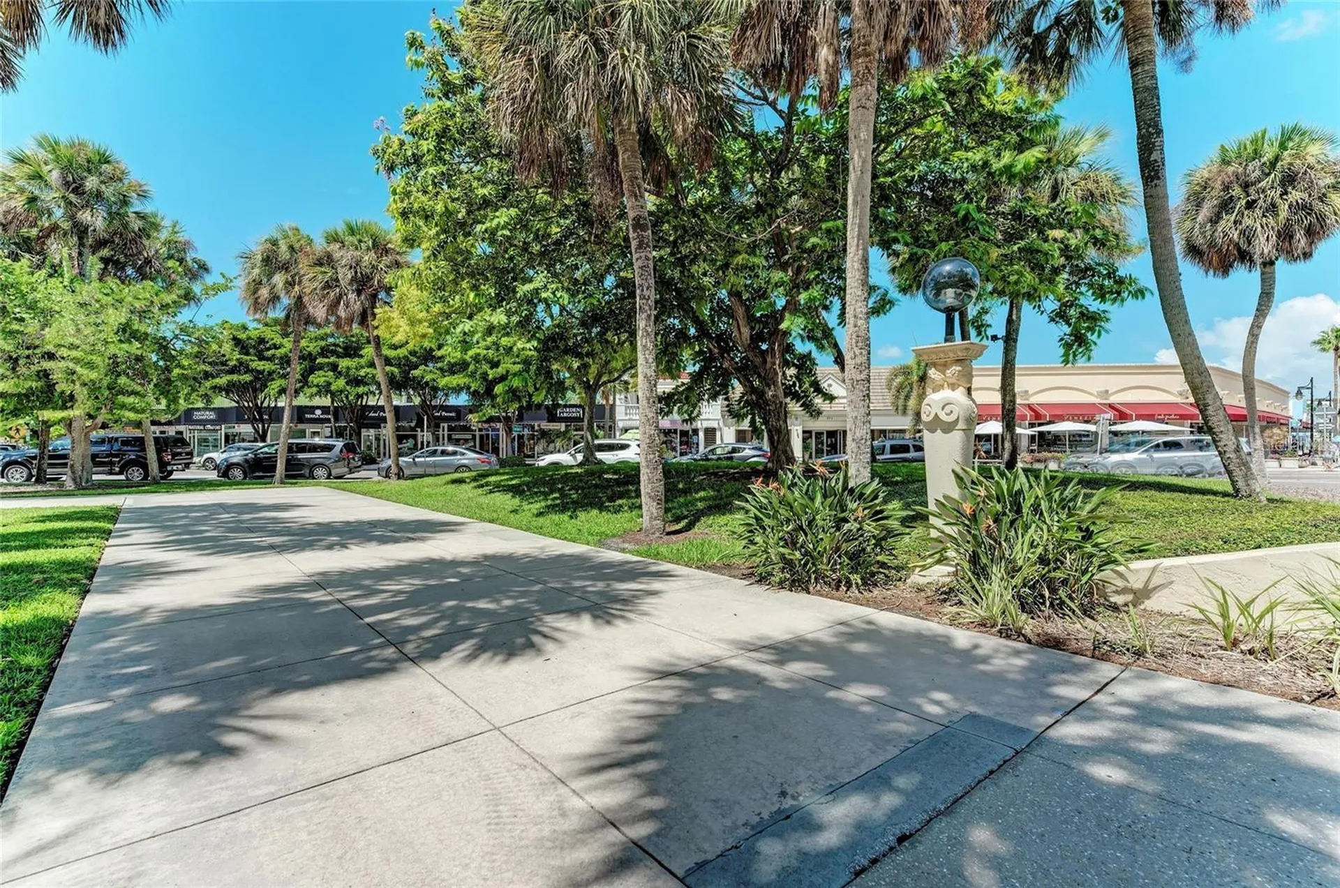1100 Benjamin Franklin Drive Sarasota FL 34236