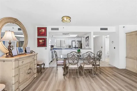 1100 Benjamin Franklin Drive Sarasota FL 34236