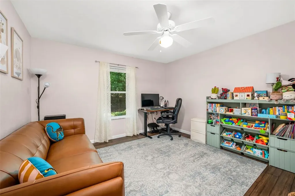 8725 NW 9th Place Gainesville FL 32606