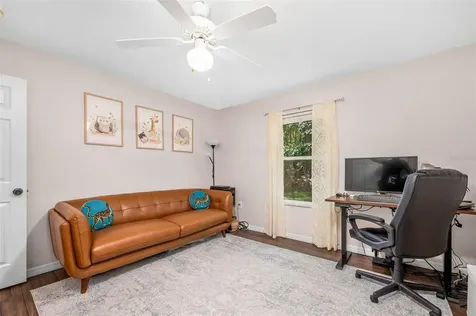 8725 NW 9th Place Gainesville FL 32606