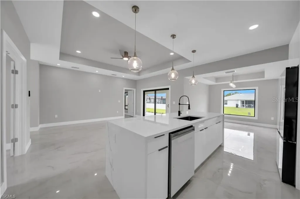 2507 39th Street SW Lehigh Acres FL 33976