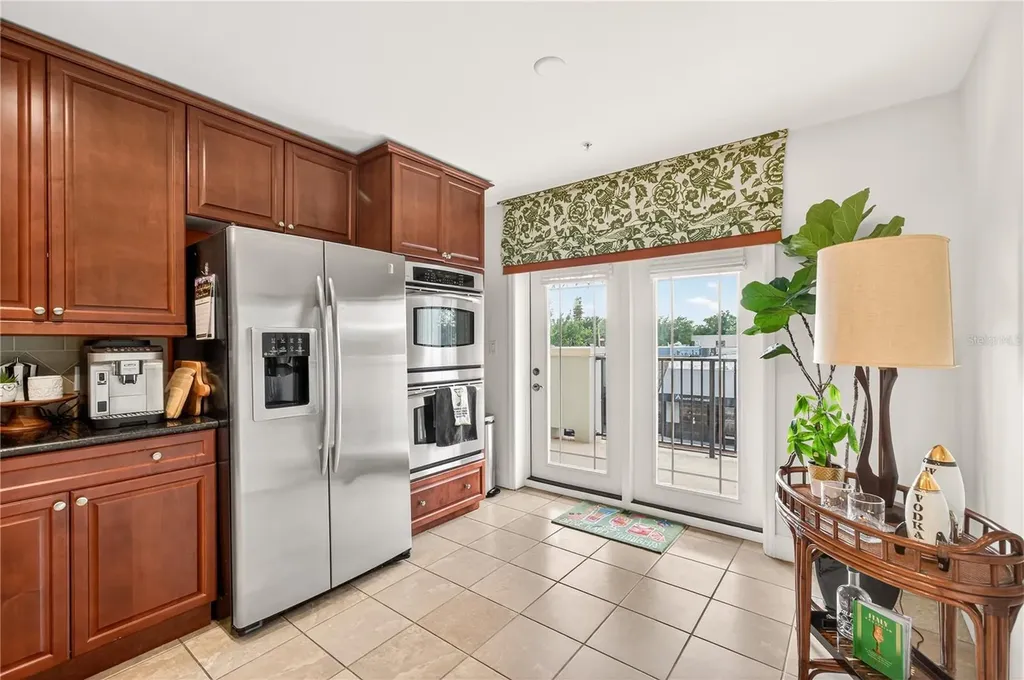 2305 Edgewater Drive Orlando FL 32804