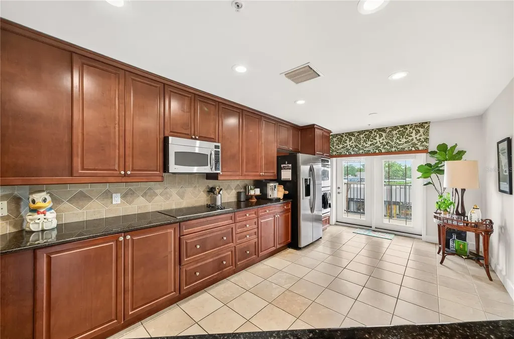 2305 Edgewater Drive Orlando FL 32804