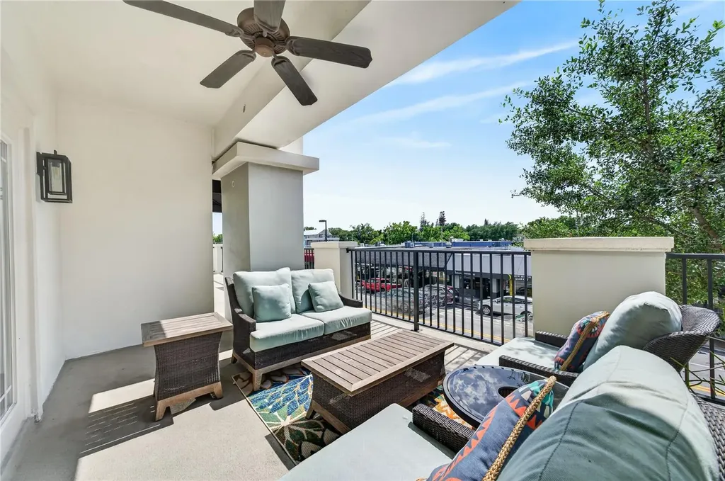 2305 Edgewater Drive Orlando FL 32804