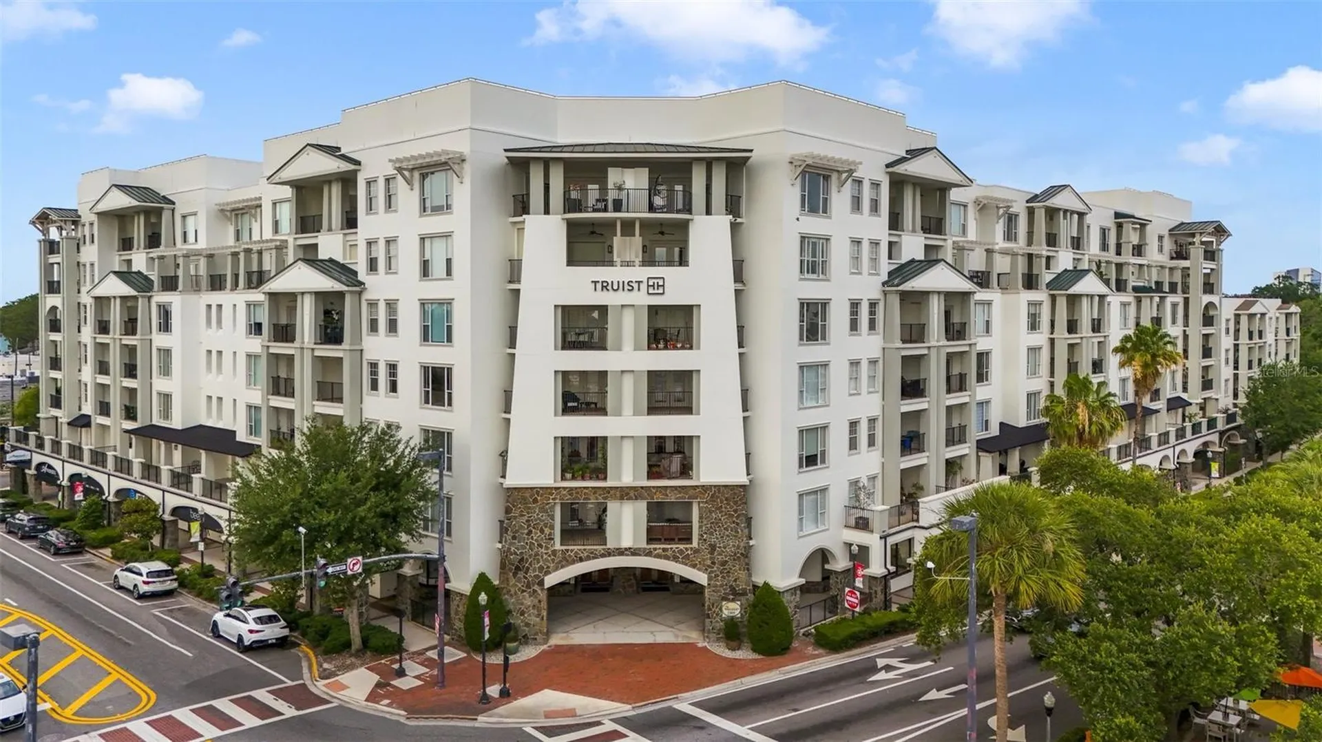 2305 Edgewater Drive Orlando FL 32804