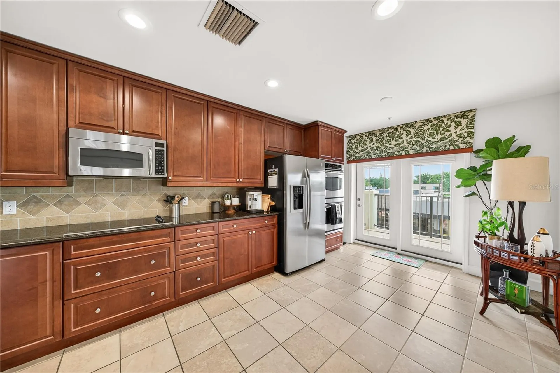 2305 Edgewater Drive Orlando FL 32804