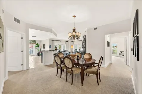 2305 Edgewater Drive Orlando FL 32804