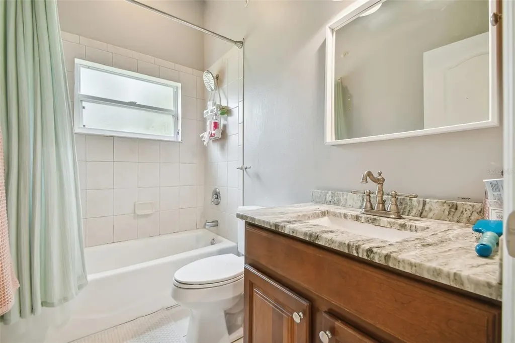 7650 Partridge Street Circle Bradenton FL 34202