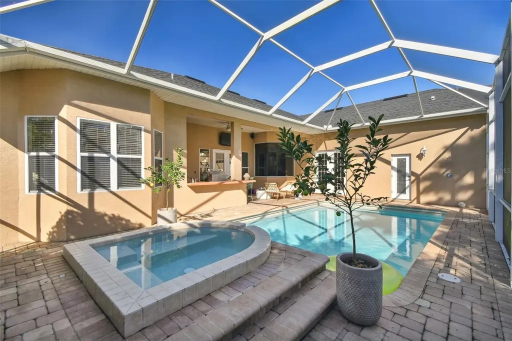 7650 Partridge Street Circle Bradenton FL 34202