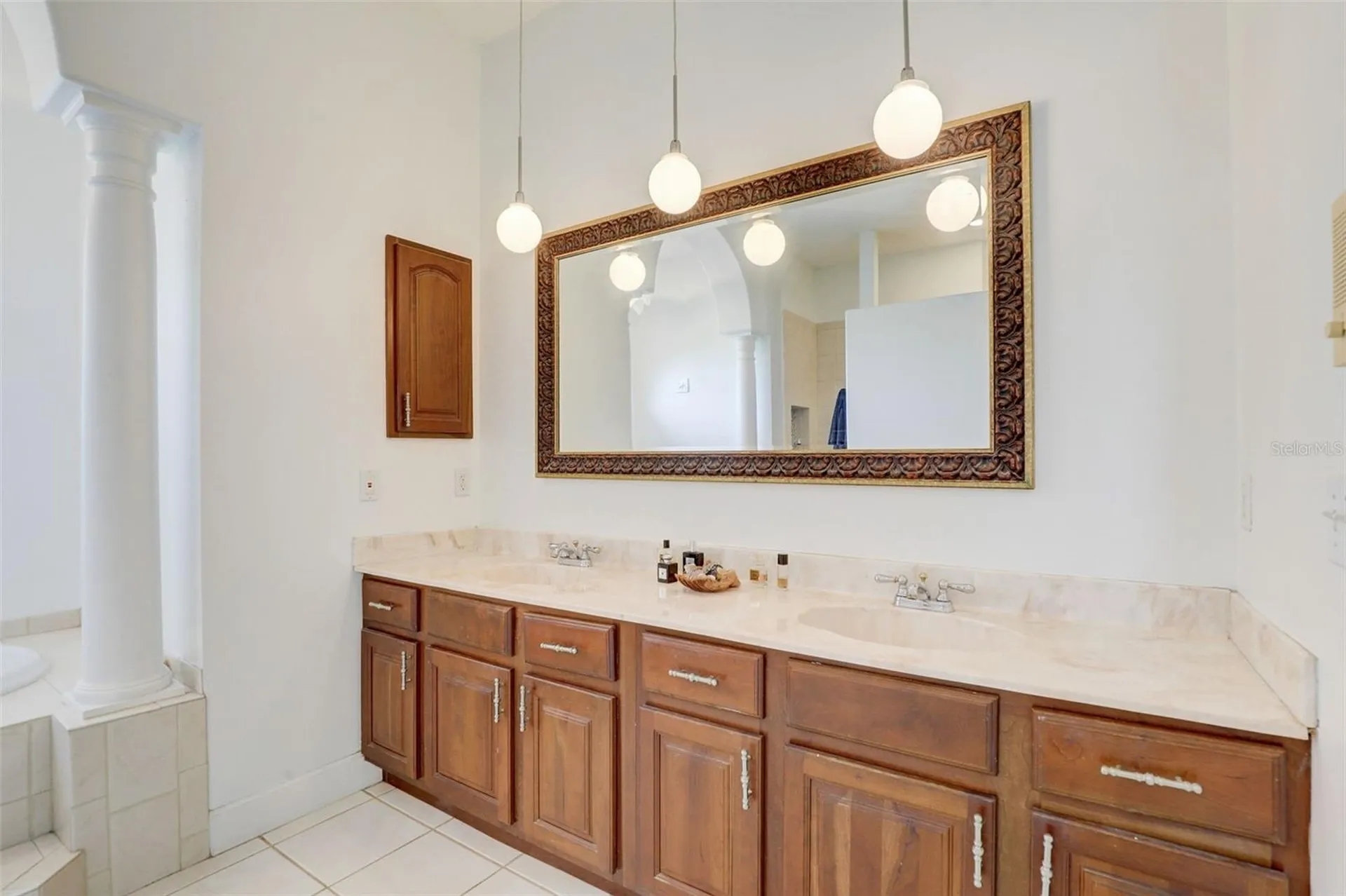 7650 Partridge Street Circle Bradenton FL 34202