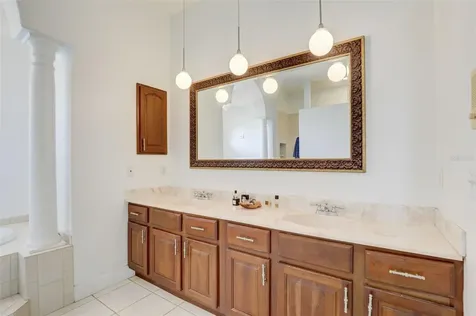 7650 Partridge Street Circle Bradenton FL 34202