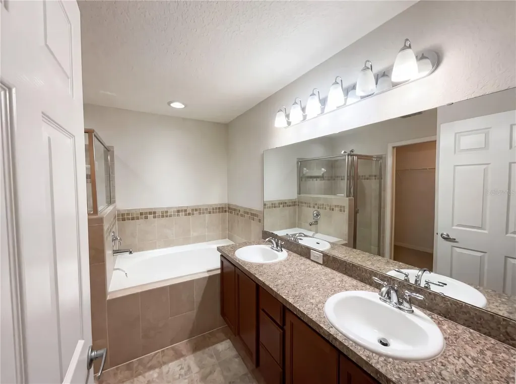 2005 Orange Avenue St Cloud FL 34769