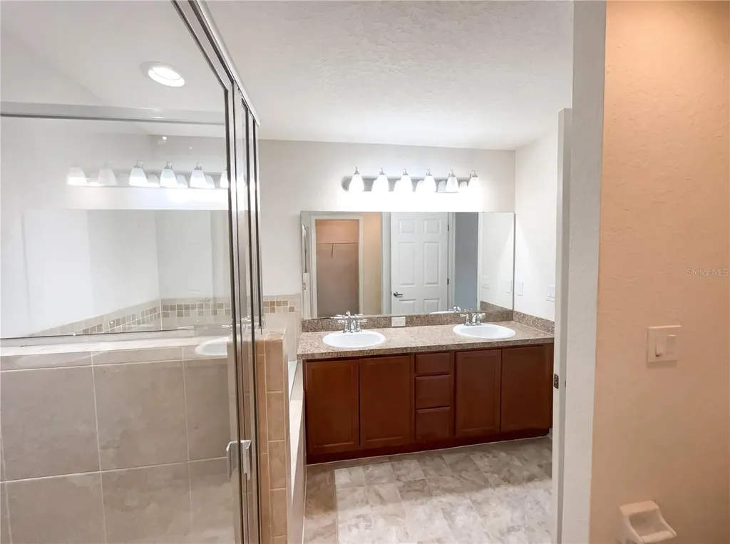 2005 Orange Avenue St Cloud FL 34769