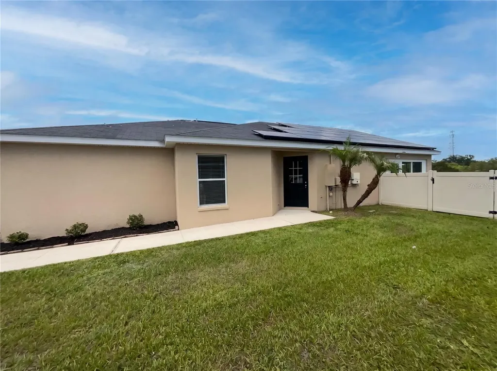 2005 Orange Avenue St Cloud FL 34769