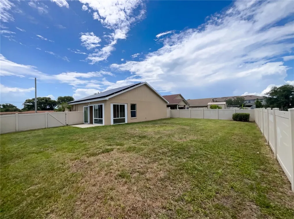 2005 Orange Avenue St Cloud FL 34769