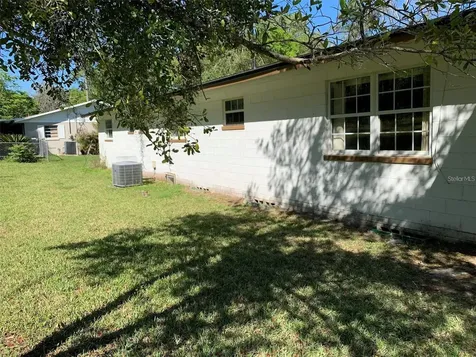 1106 NE 17th Terrace Ocala FL 34470
