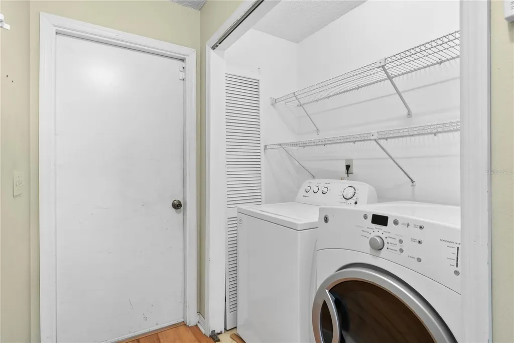 9109 Queen Elizabeth Court Orlando FL 32818