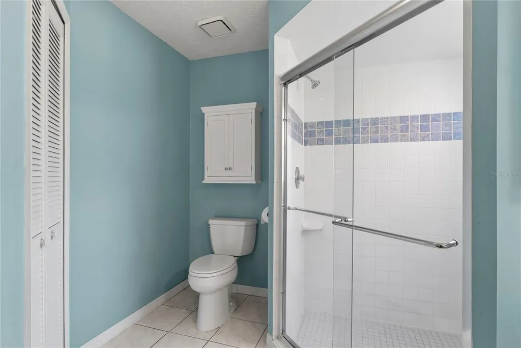 9109 Queen Elizabeth Court Orlando FL 32818