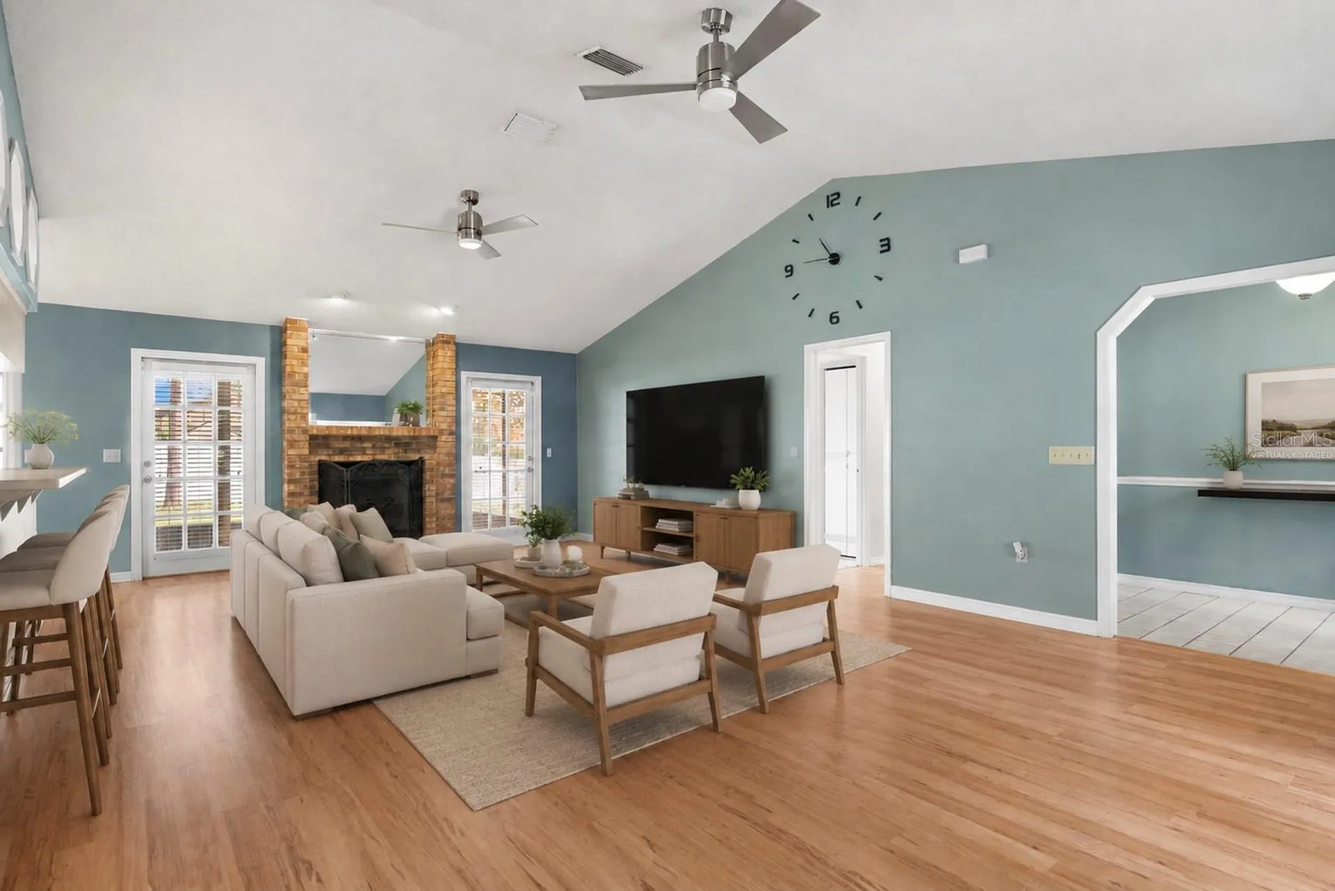 9109 Queen Elizabeth Court Orlando FL 32818