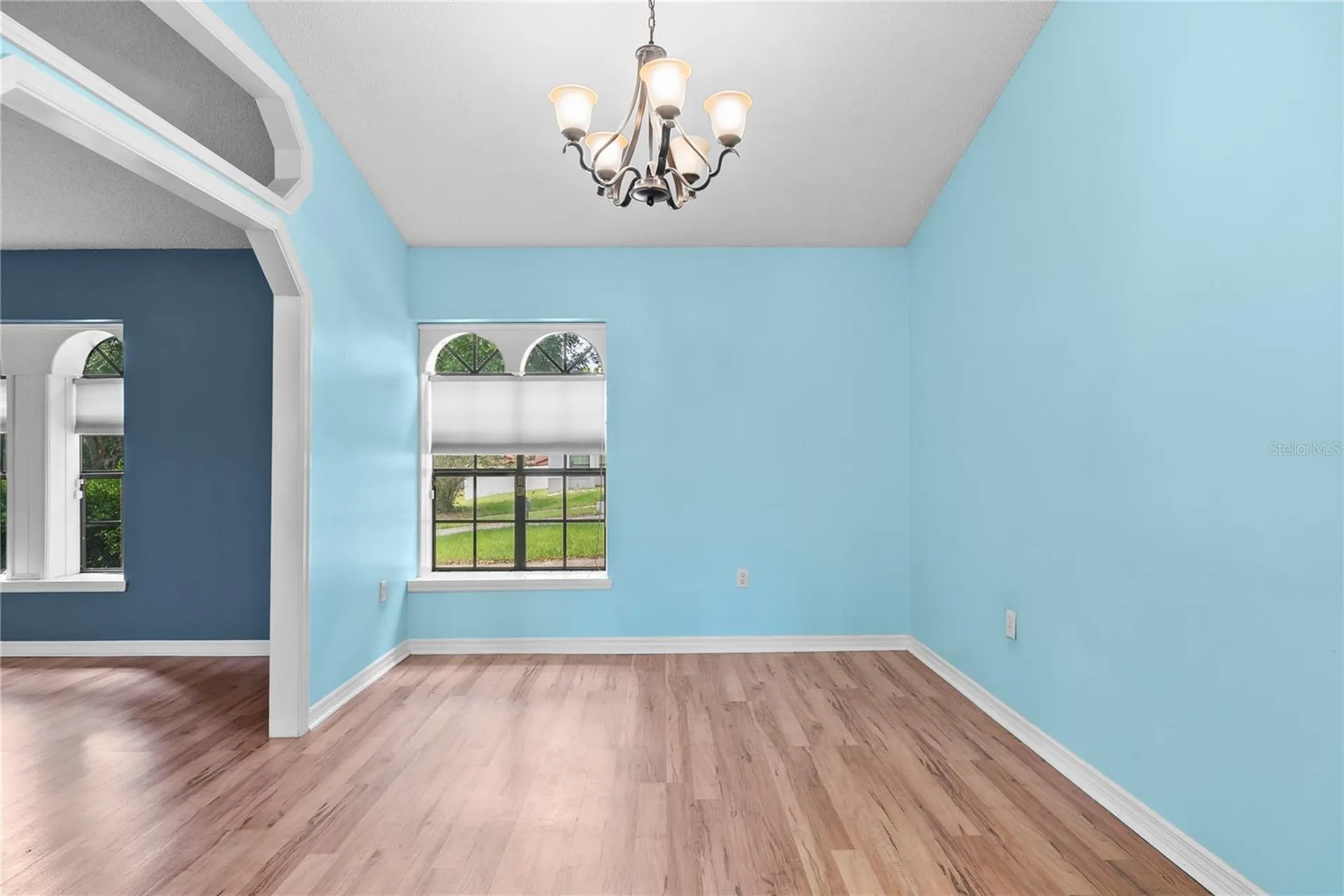 9109 Queen Elizabeth Court Orlando FL 32818