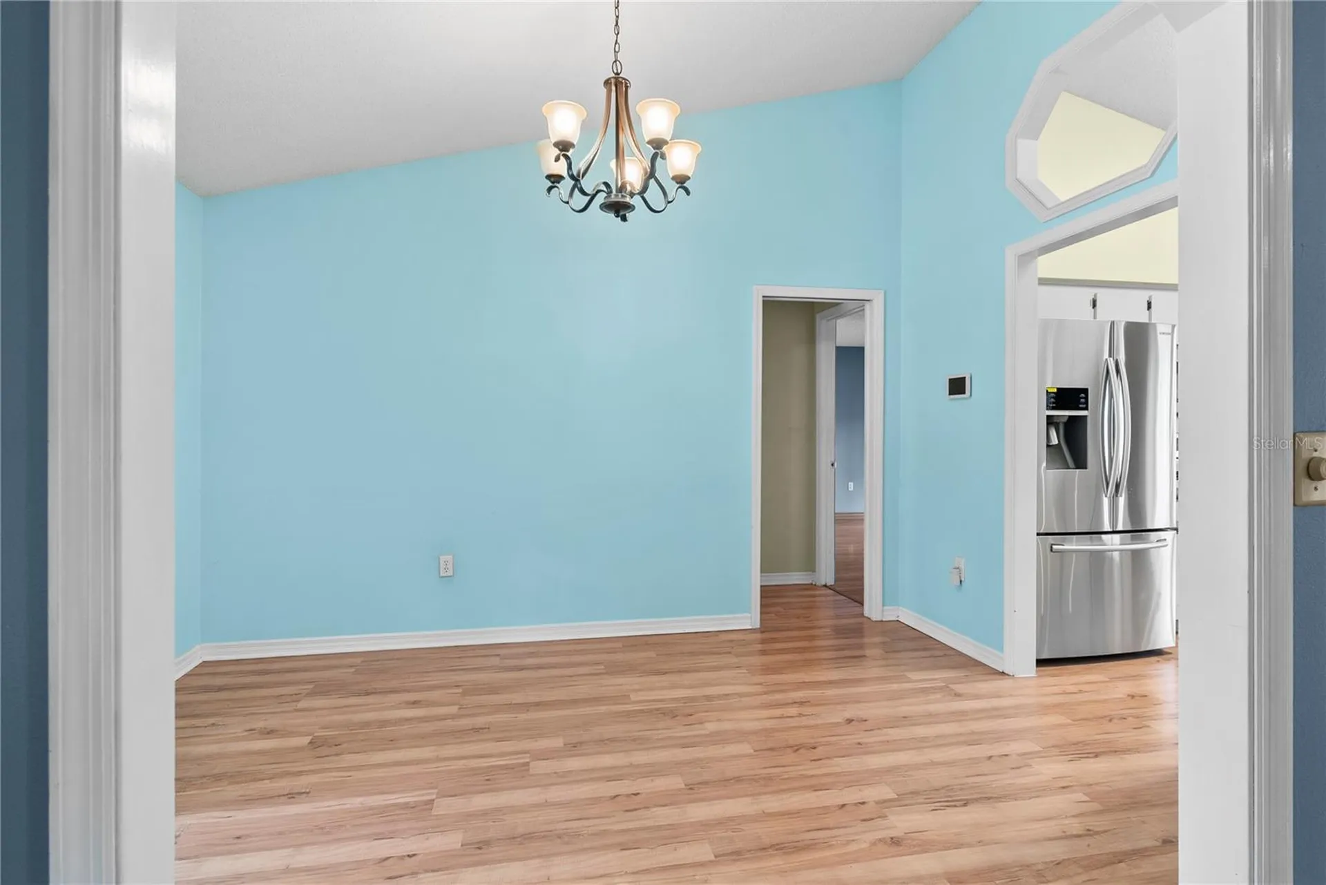 9109 Queen Elizabeth Court Orlando FL 32818