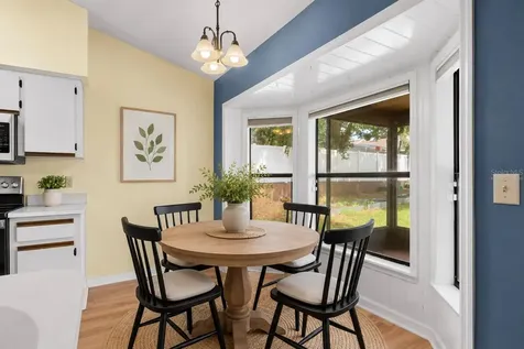 9109 Queen Elizabeth Court Orlando FL 32818