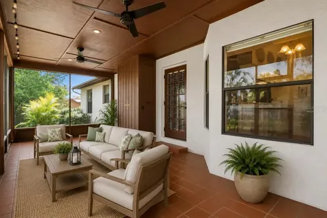 9109 Queen Elizabeth Court Orlando FL 32818